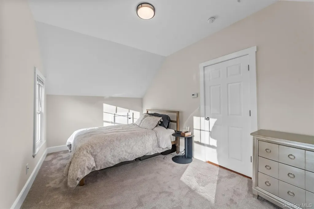 14 Mark Mead Road Cross River NY 10518