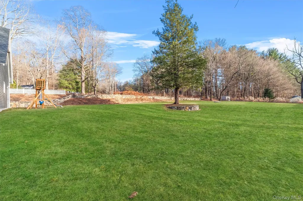 14 Mark Mead Road Cross River NY 10518