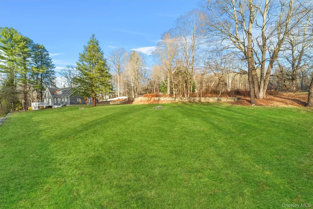 14 Mark Mead Road Cross River NY 10518