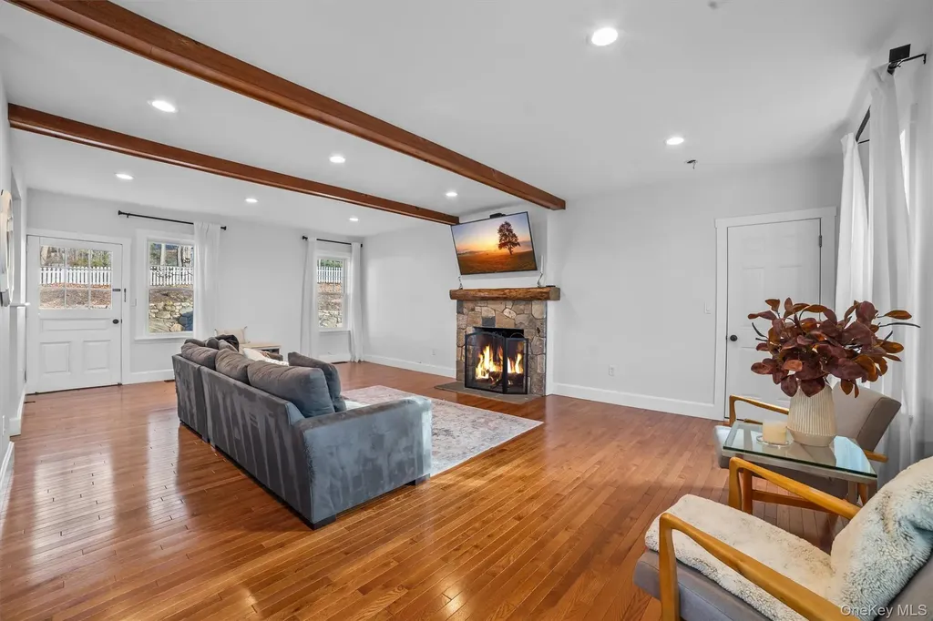 14 Mark Mead Road Cross River NY 10518
