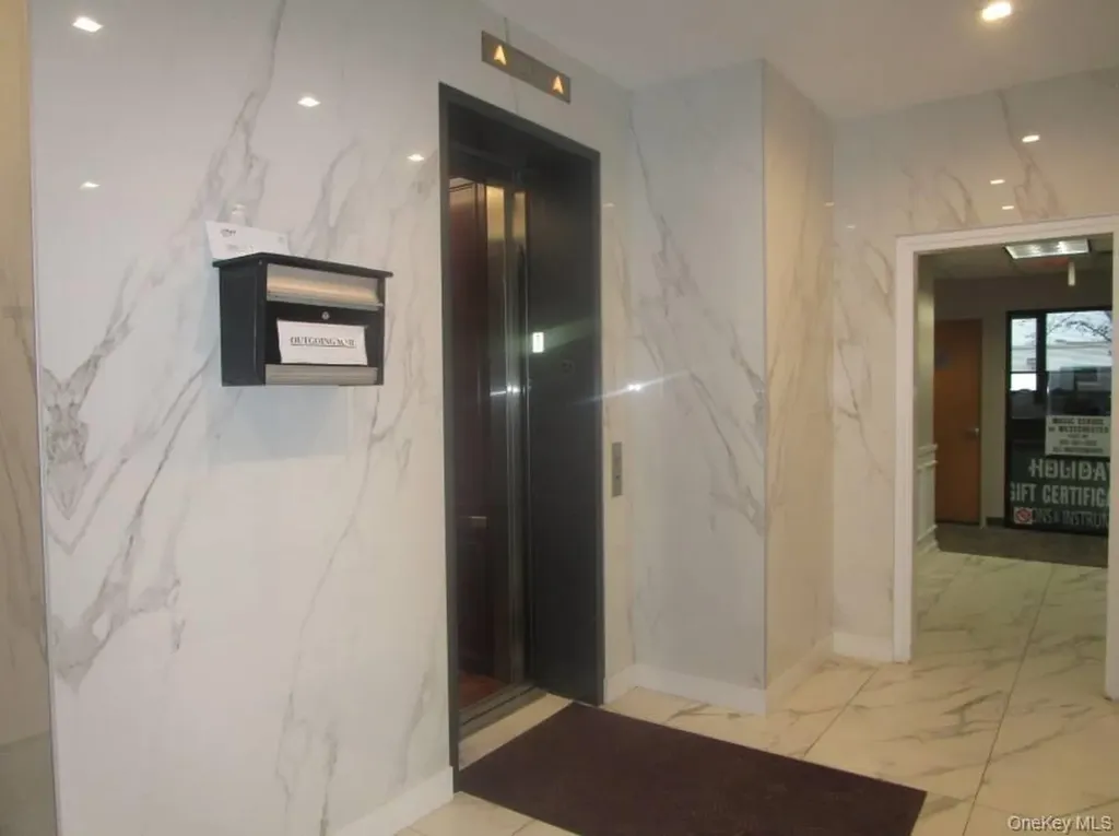 875 Mamaroneck Avenue E Mamaroneck NY 10543