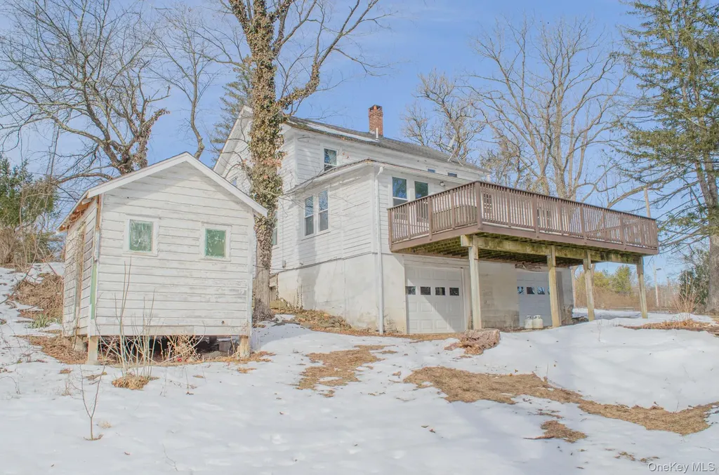 8874 Us Route 9w Athens NY 12015
