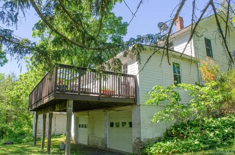 8874 Us Route 9w Athens NY 12015