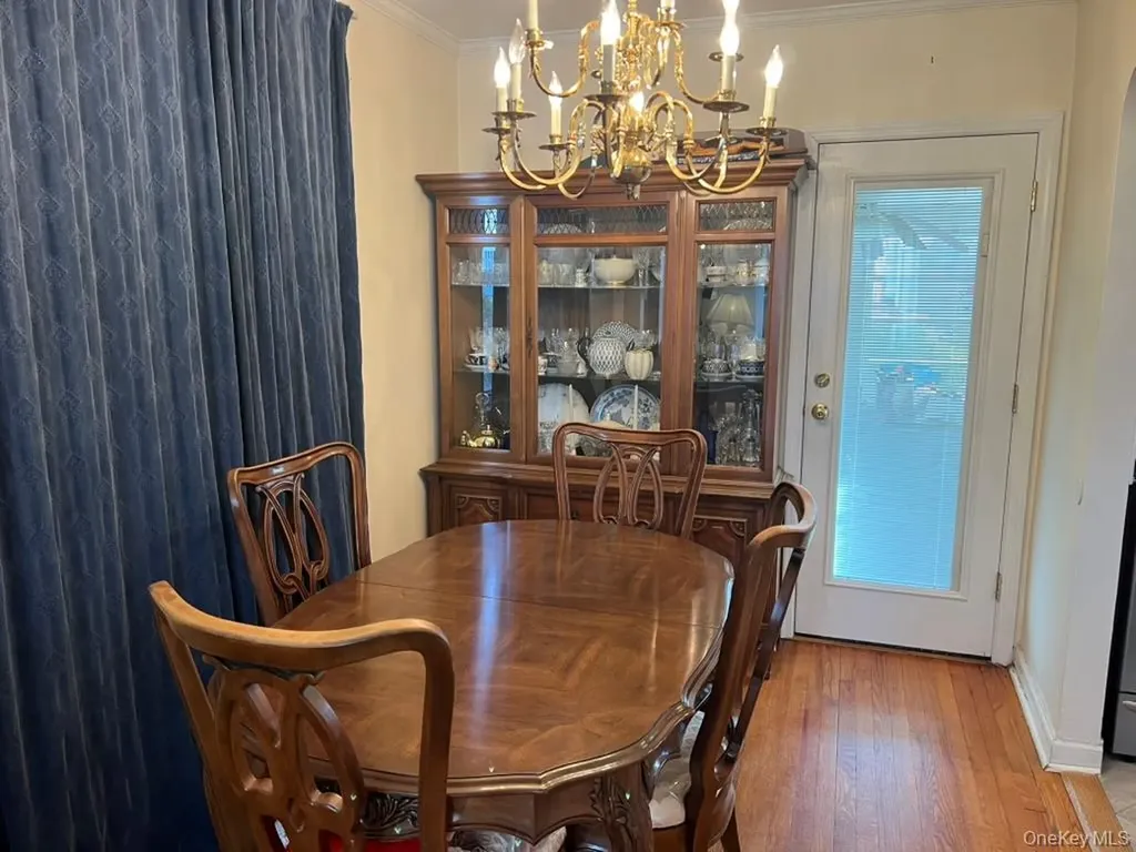 21 Oceanview Avenue Valley Stream NY 11581