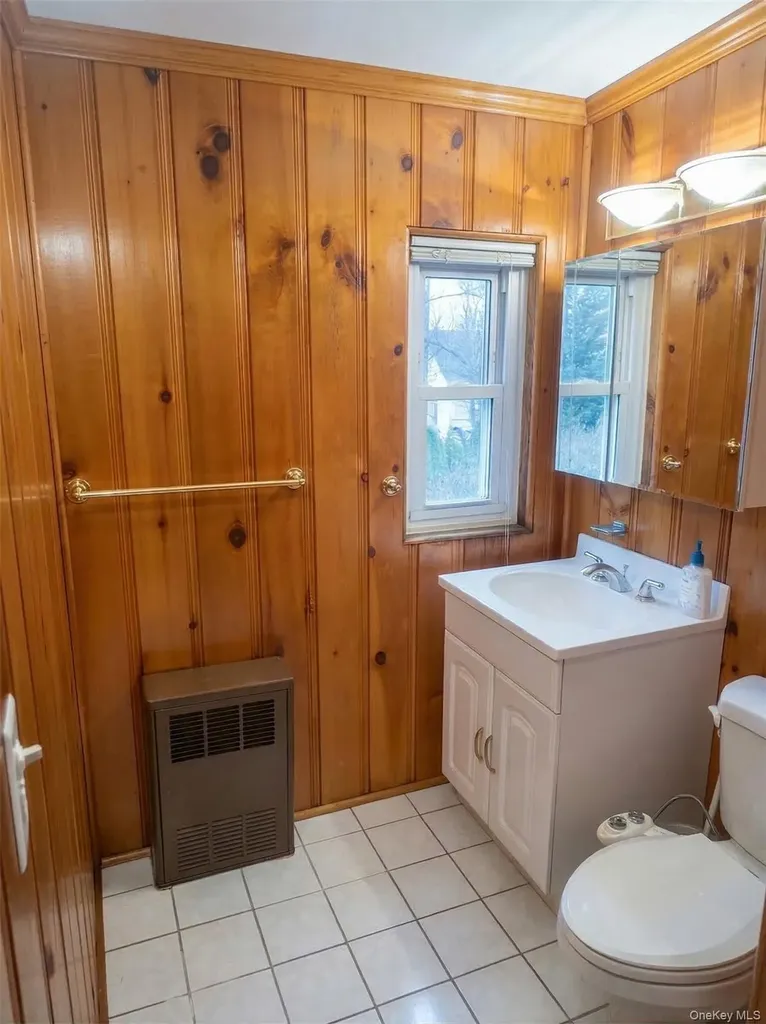 21 Oceanview Avenue Valley Stream NY 11581