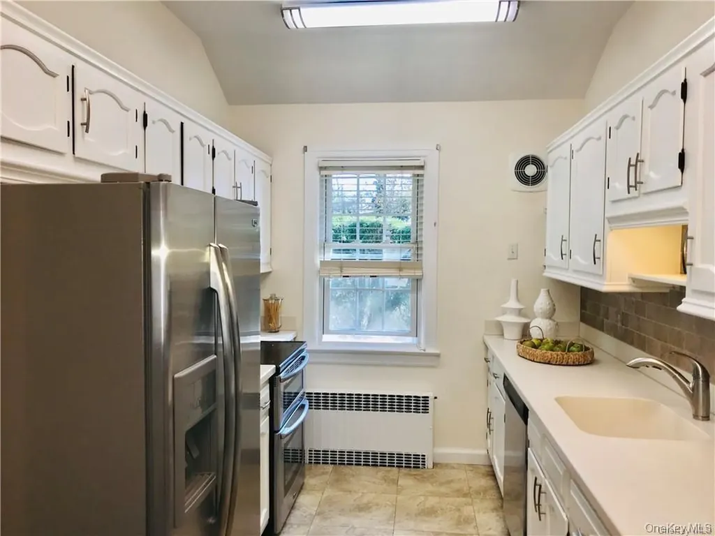 1 Senate Place Larchmont NY 10538