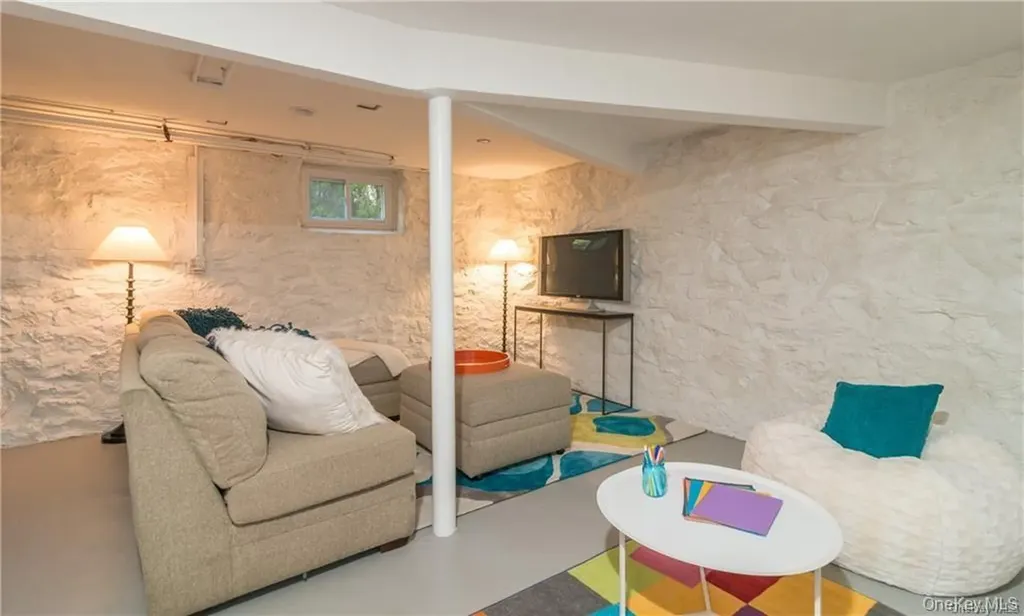 1 Senate Place Larchmont NY 10538
