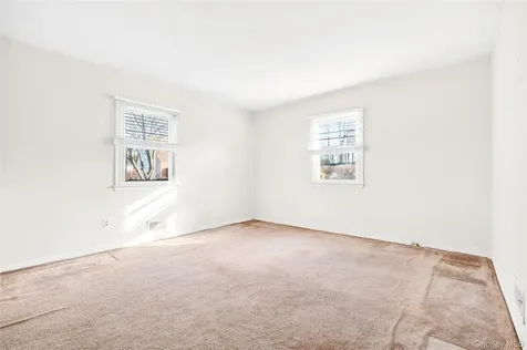 10 Sciortino Place White Plains NY 10607
