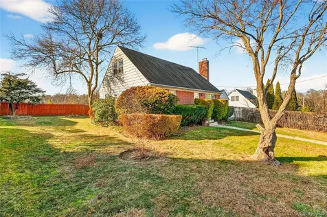 10 Sciortino Place White Plains NY 10607