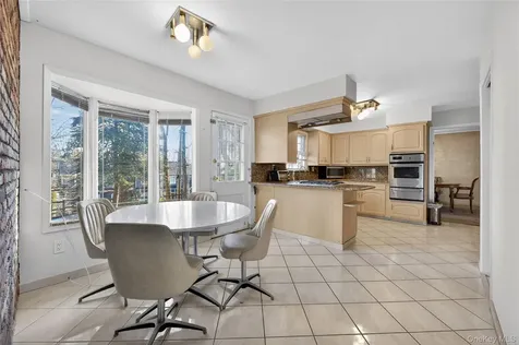 100 Birch Hill Drive Albertson NY 11576