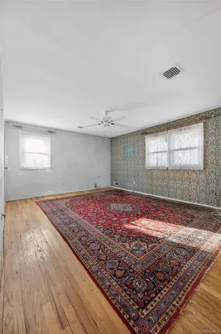 100 Birch Hill Drive Albertson NY 11576