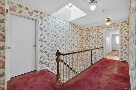 100 Birch Hill Drive Albertson NY 11576