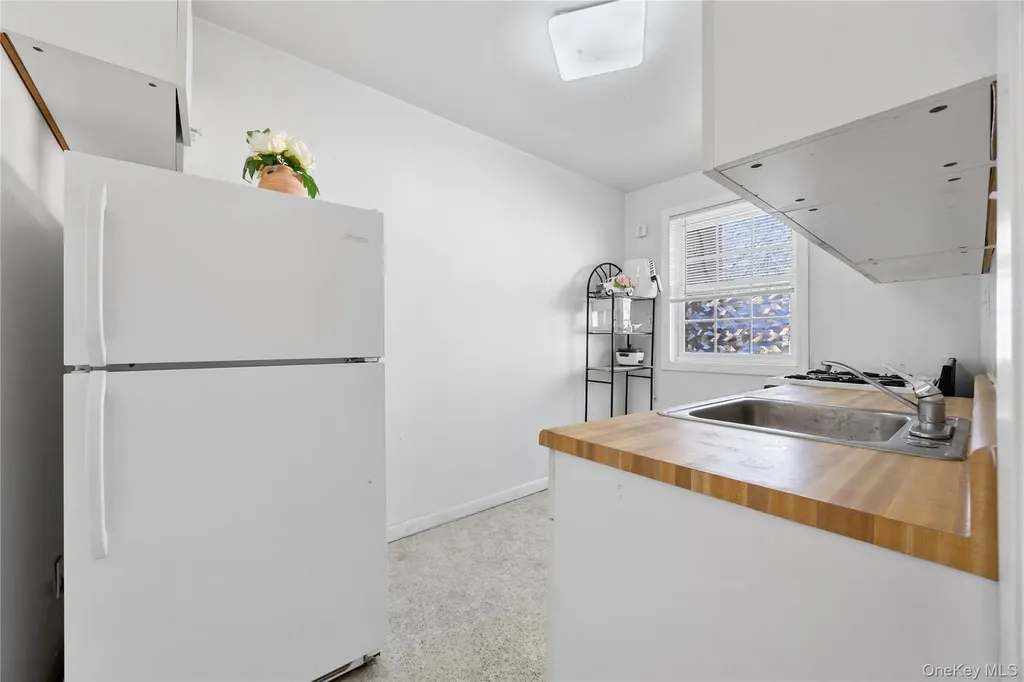 221-23 67th Avenue Bayside NY 11364