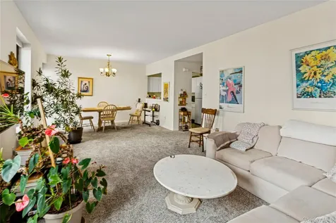100 W Broadway Long Beach NY 11561
