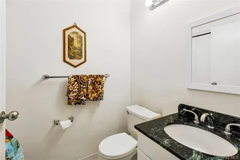 100 W Broadway Long Beach NY 11561