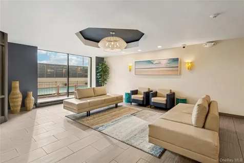 100 W Broadway Long Beach NY 11561