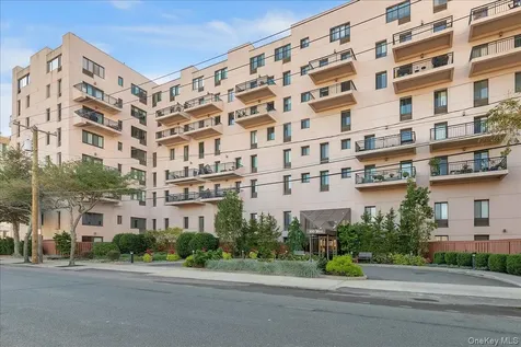 100 W Broadway Long Beach NY 11561