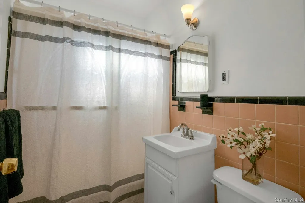 110 Virginia Road White Plains NY 10603