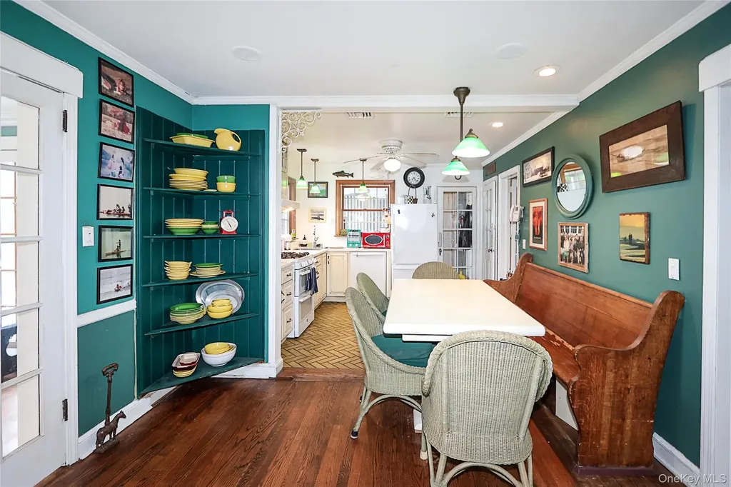 2926 Davis Street Oceanside NY 11572