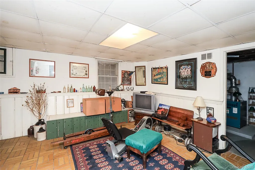 2926 Davis Street Oceanside NY 11572