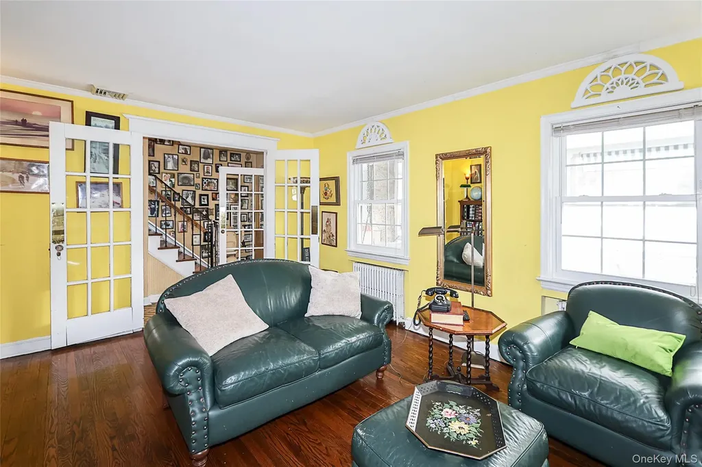 2926 Davis Street Oceanside NY 11572