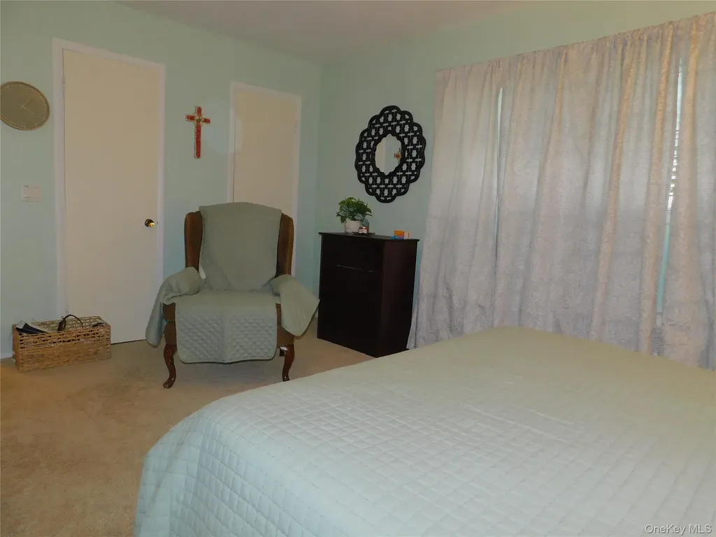 1879 Crompond Road Peekskill NY 10566