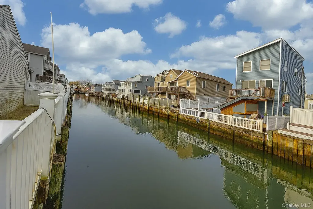 138 Beach Avenue Bellmore NY 11710