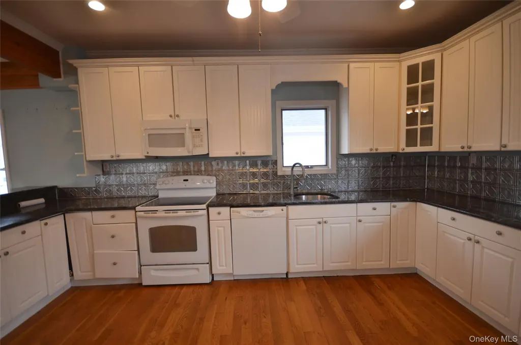 138 Beach Avenue Bellmore NY 11710