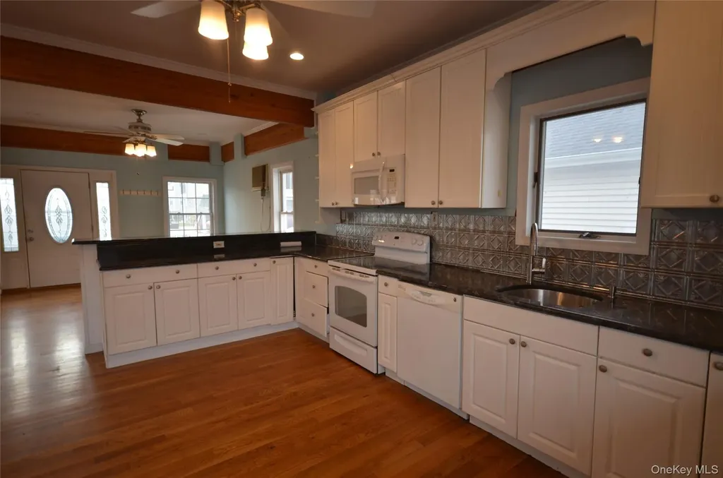 138 Beach Avenue Bellmore NY 11710