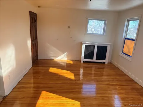 149 W Kingsbridge Road Mount Vernon NY 10550
