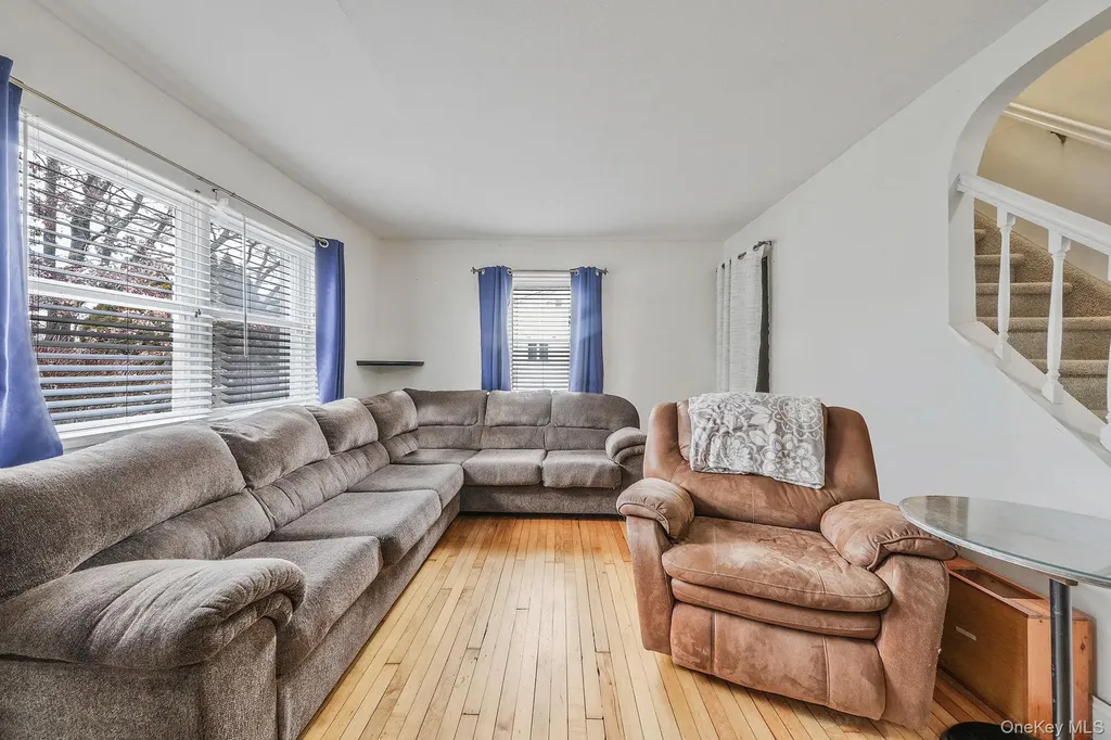 287 Central Avenue Bohemia NY 11716