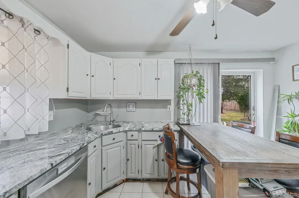 287 Central Avenue Bohemia NY 11716