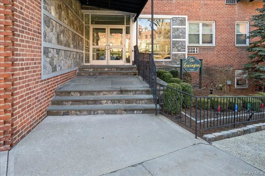2 Bronxville Road Bronxville NY 10708