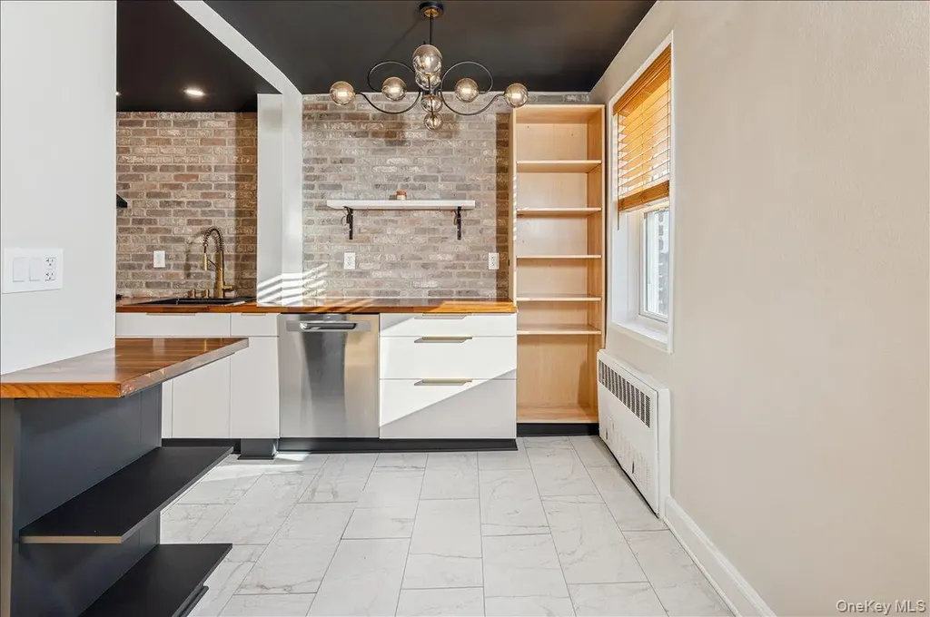 2 Bronxville Road Bronxville NY 10708