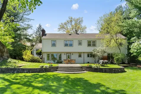 8 Harvard Lane Hastings-on-hudson NY 10706