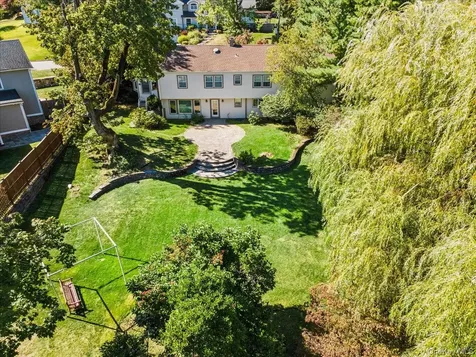8 Harvard Lane Hastings-on-hudson NY 10706