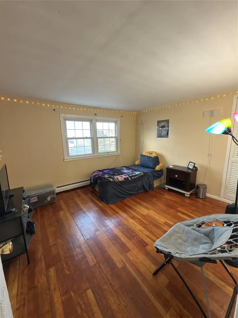 152 Gracie Drive North Babylon NY 11703
