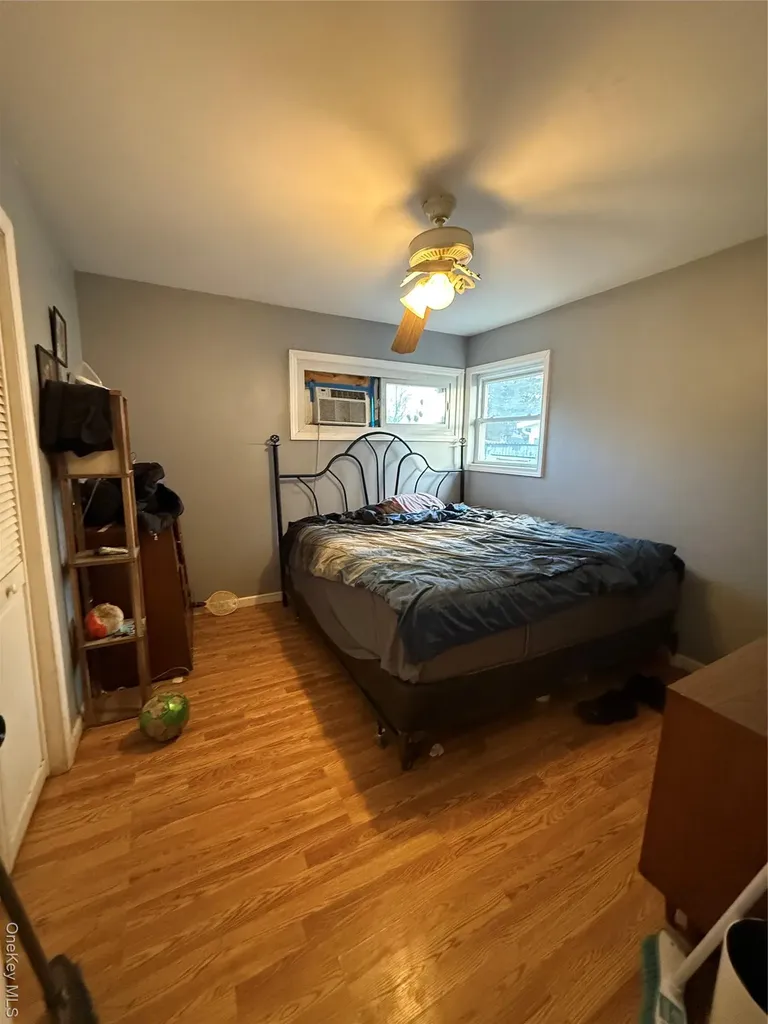 152 Gracie Drive North Babylon NY 11703