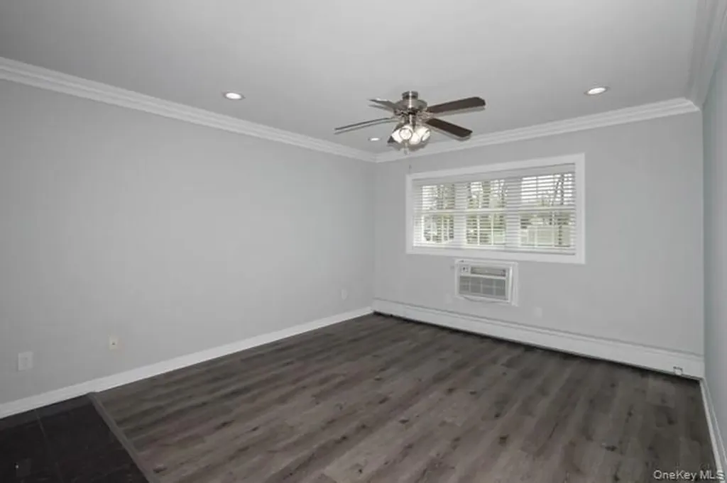 118 Carleton Avenue Islip Terrace NY 11752