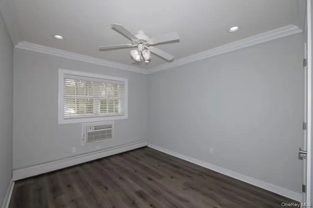 118 Carleton Avenue Islip Terrace NY 11752