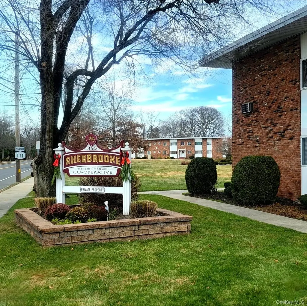 355 Route 111 Smithtown NY 11787