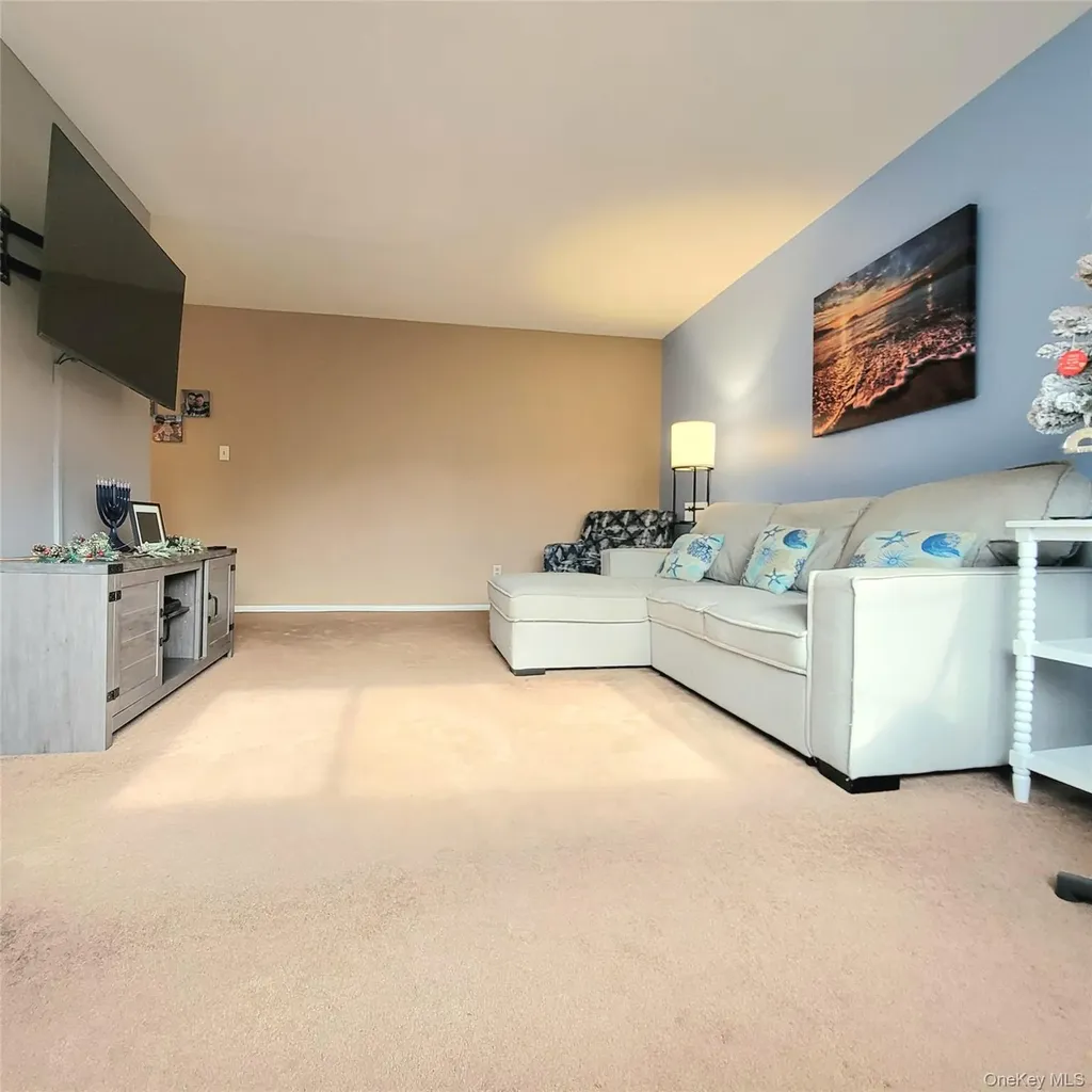 355 Route 111 Smithtown NY 11787