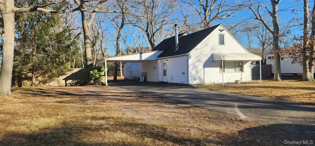299 Whittier Drive Mastic Beach NY 11951