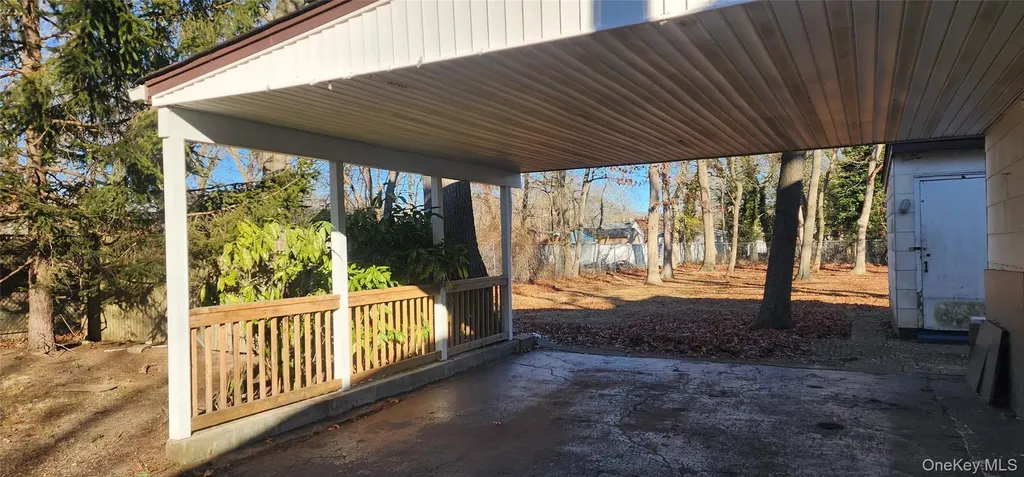 299 Whittier Drive Mastic Beach NY 11951