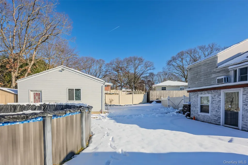 5 Joy Road Selden NY 11784