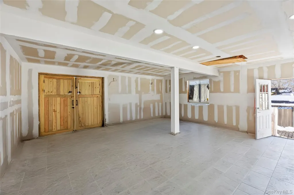 5 Joy Road Selden NY 11784
