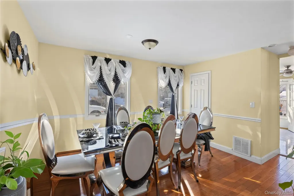 5 Joy Road Selden NY 11784