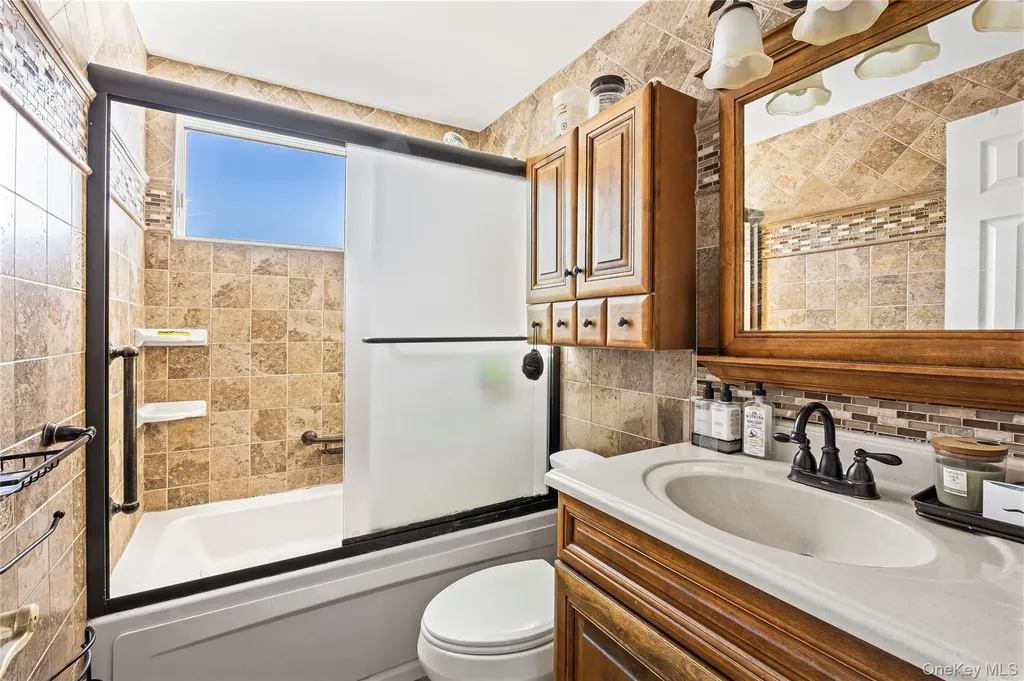 5 Joy Road Selden NY 11784