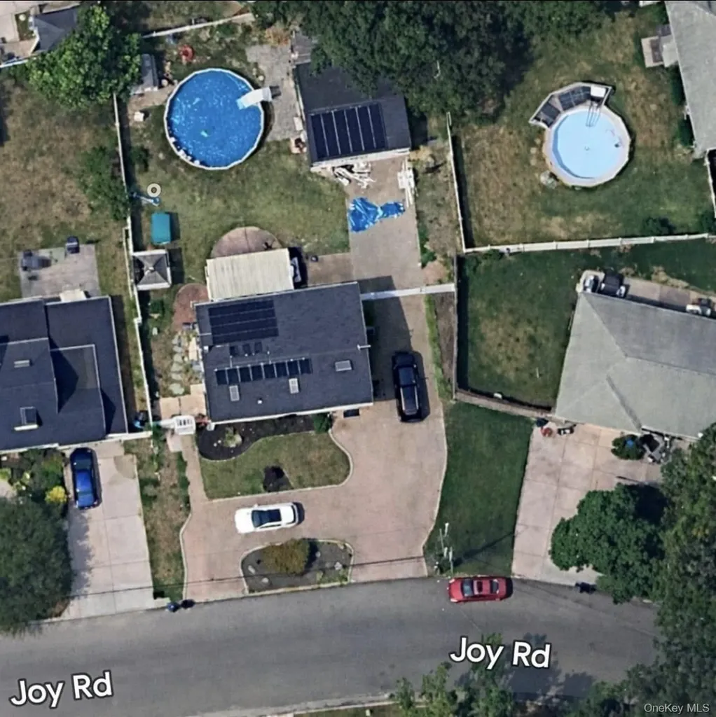 5 Joy Road Selden NY 11784