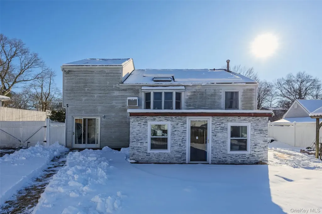 5 Joy Road Selden NY 11784